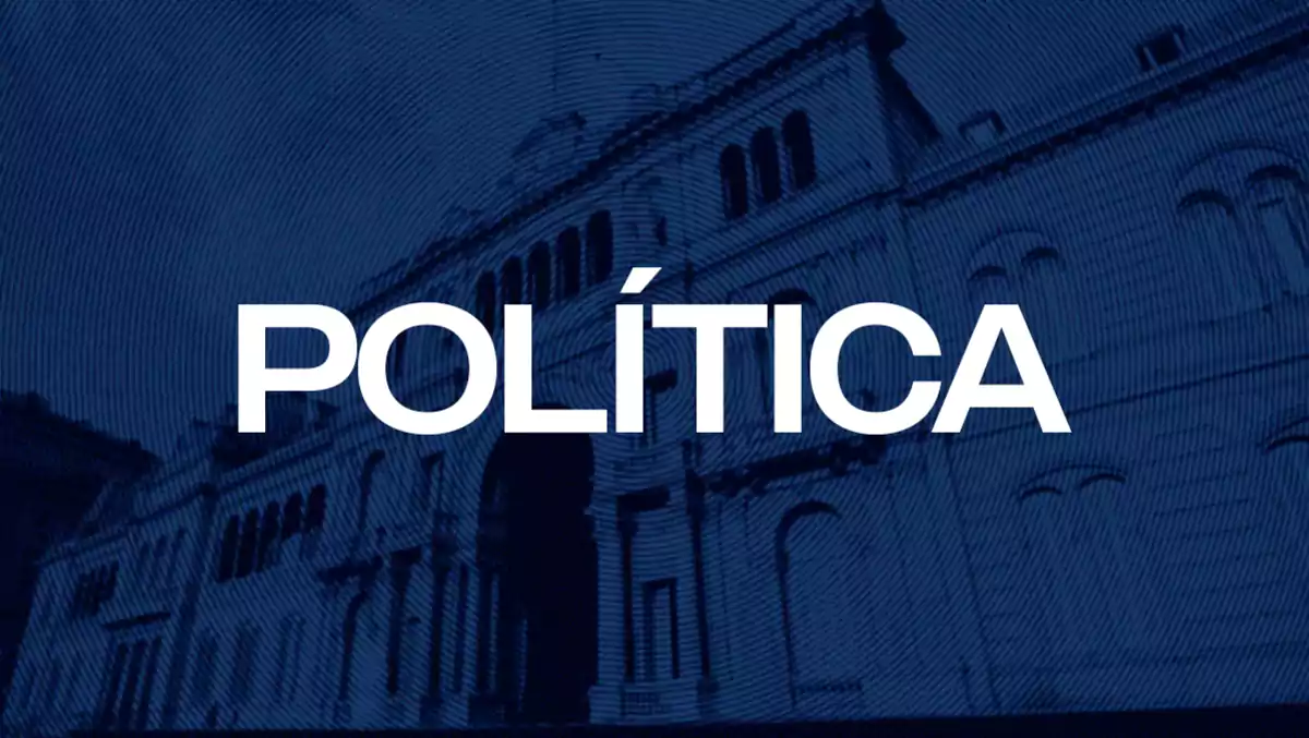 Esta sección incluye cobertura de eventos políticos actuales, análisis de políticas públicas, y comentarios sobre la situación política en Argentina y el mundo desde una perspectiva crítica.