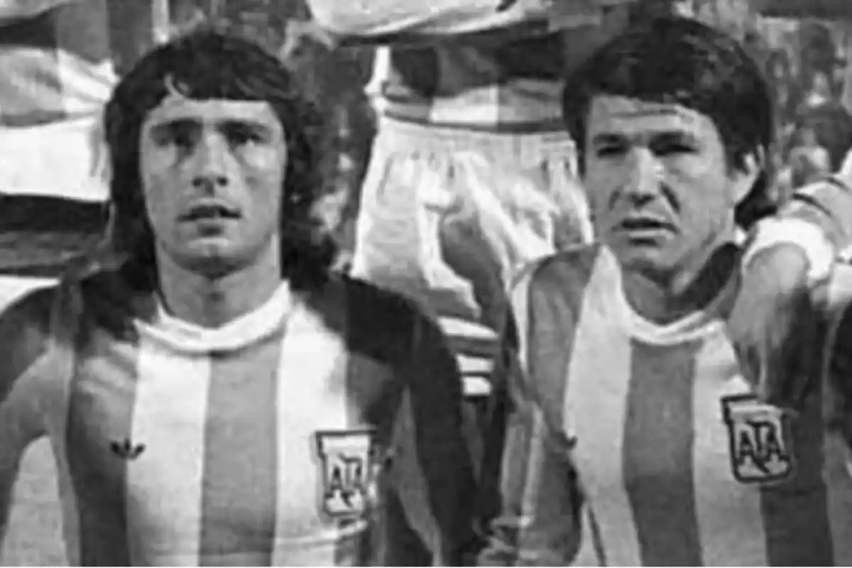 Valencia y Galván Valencia y Galván
