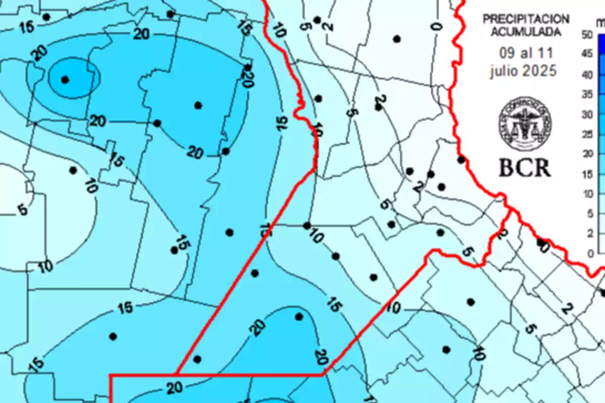 Mapa de precipitaciones acumuladas en tonos azules con líneas de contorno y una línea roja delimitando una región correspondiente al periodo del 9 al 11 de julio de 2025 según la BCR Mapa de precipitaciones acumuladas en tonos azules con líneas de contorno y una línea roja delimitando una región correspondiente al periodo del 9 al 11 de julio de 2025 según la BCR
