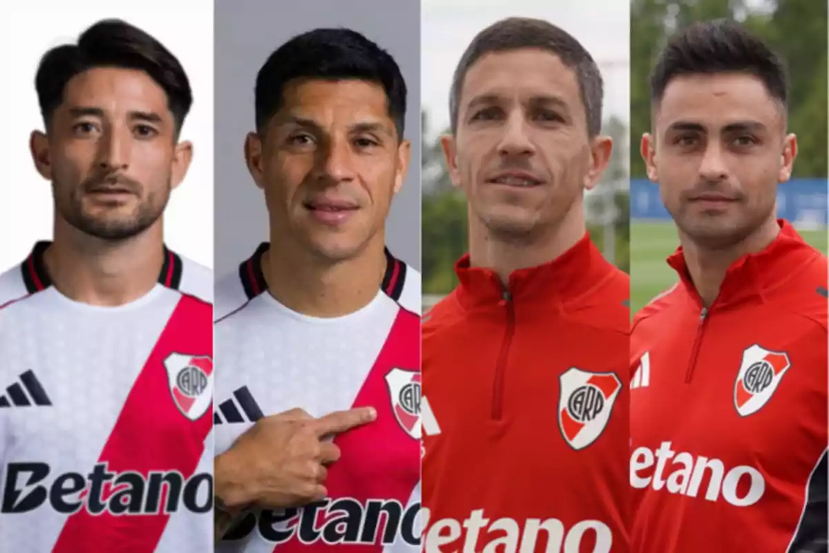 Cuatro hombres con uniforme de River Plate posan para la cámara Cuatro hombres con uniforme de River Plate posan para la cámara