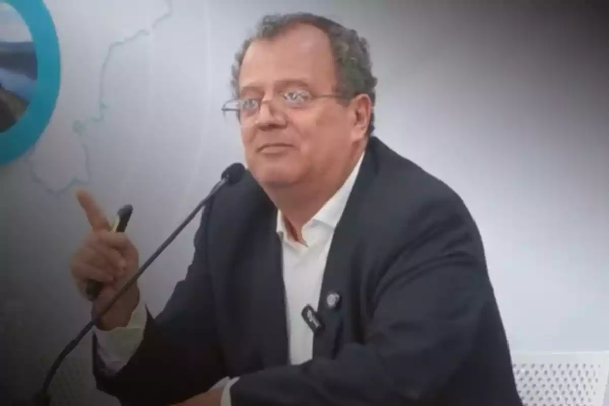 Gilberto Herrera Ruiz, diputado federal de MORENA es investigado por diversos delitos.