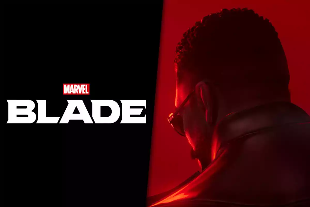 Póster de la película Blade de Marvel con el título en letras grandes y un hombre de espaldas con gafas oscuras y chaqueta de cuero bajo una luz roja