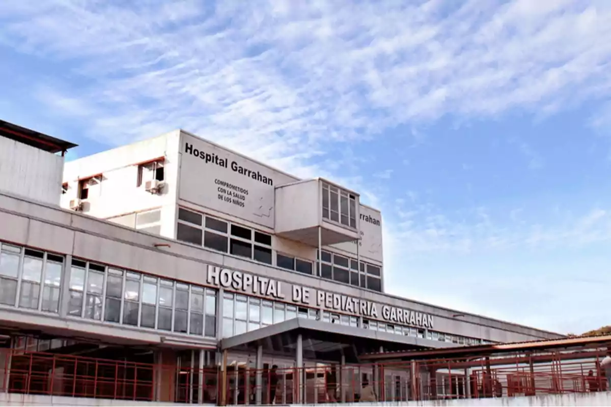 Facade of the Garrahan Pediatric Hospital under a blue sky with scattered clouds Facade of the Garrahan Pediatric Hospital under a blue sky with scattered clouds
