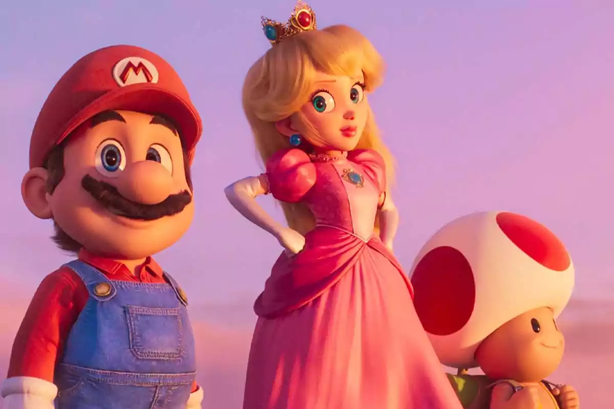 Tres personajes animados de la franquicia de Mario, incluyendo a un hombre con gorra roja, una princesa rubia con vestido rosa y una figura pequeña con un gran sombrero blanco con manchas rojas, posan juntos bajo un cielo rosado. Tres personajes animados de la franquicia de Mario, incluyendo a un hombre con gorra roja, una princesa rubia con vestido rosa y una figura pequeña con un gran sombrero blanco con manchas rojas, posan juntos bajo un cielo rosado.