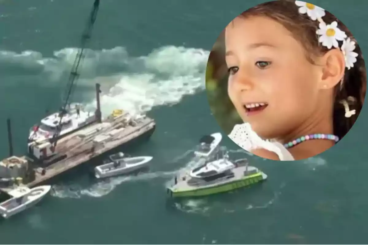 Varias embarcaciones rodean una plataforma en el mar mientras en la esquina aparece la imagen de una niña sonriente con una corona de flores blancas.