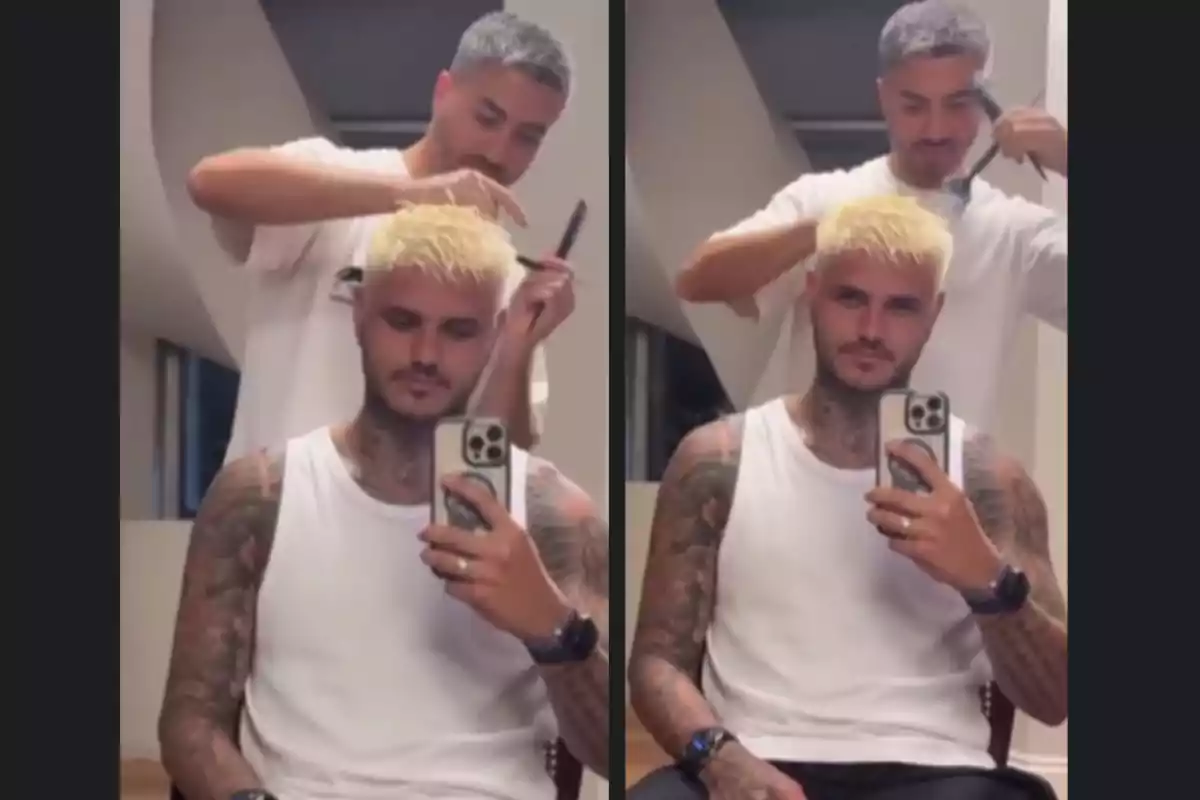 Dos imágenes muestran a un hombre tatuado con el cabello rubio sentado frente a un espejo mientras un estilista le corta el cabello y él toma una selfie con su teléfono móvil Dos imágenes muestran a un hombre tatuado con el cabello rubio sentado frente a un espejo mientras un estilista le corta el cabello y él toma una selfie con su teléfono móvil