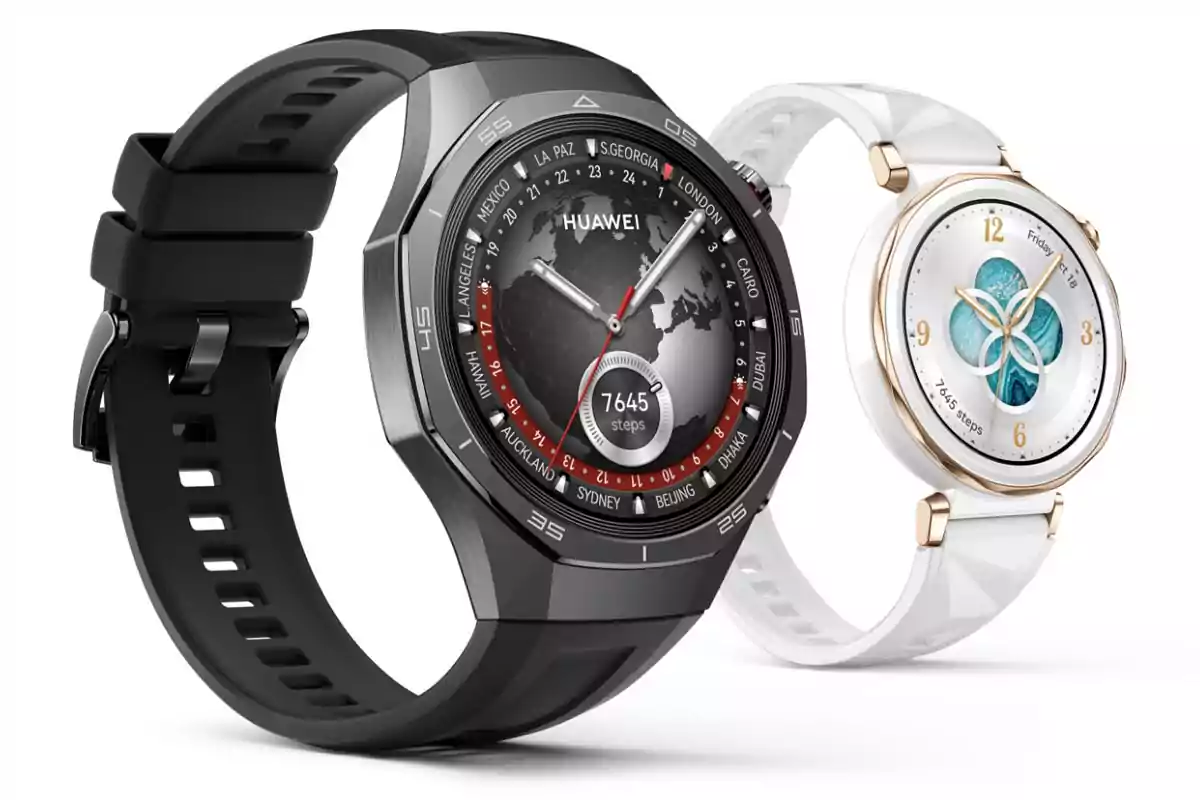 Dos relojes inteligentes Huawei, uno con correa negra y diseño deportivo y otro con correa blanca y detalles dorados, ambos mostrando la pantalla principal. Dos relojes inteligentes Huawei, uno con correa negra y diseño deportivo y otro con correa blanca y detalles dorados, ambos mostrando la pantalla principal.