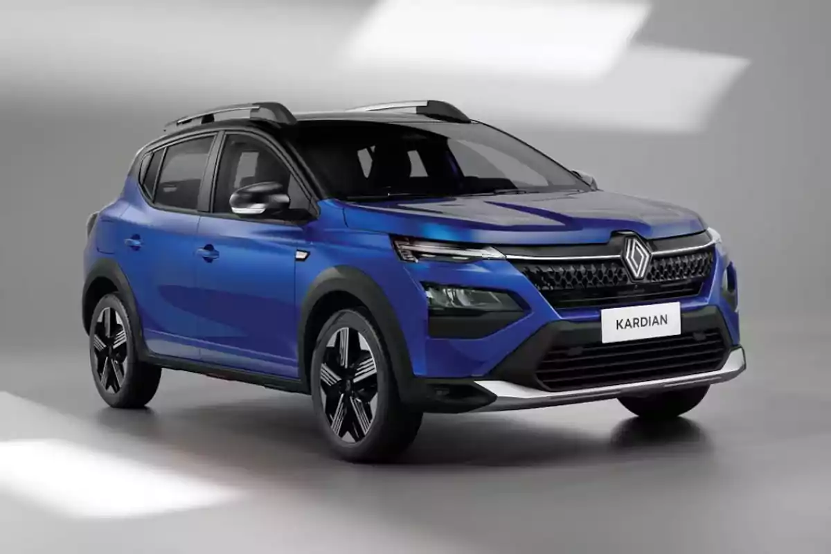 Blue Renault Kardian SUV in a studio with a gray background Blue Renault Kardian SUV in a studio with a gray background