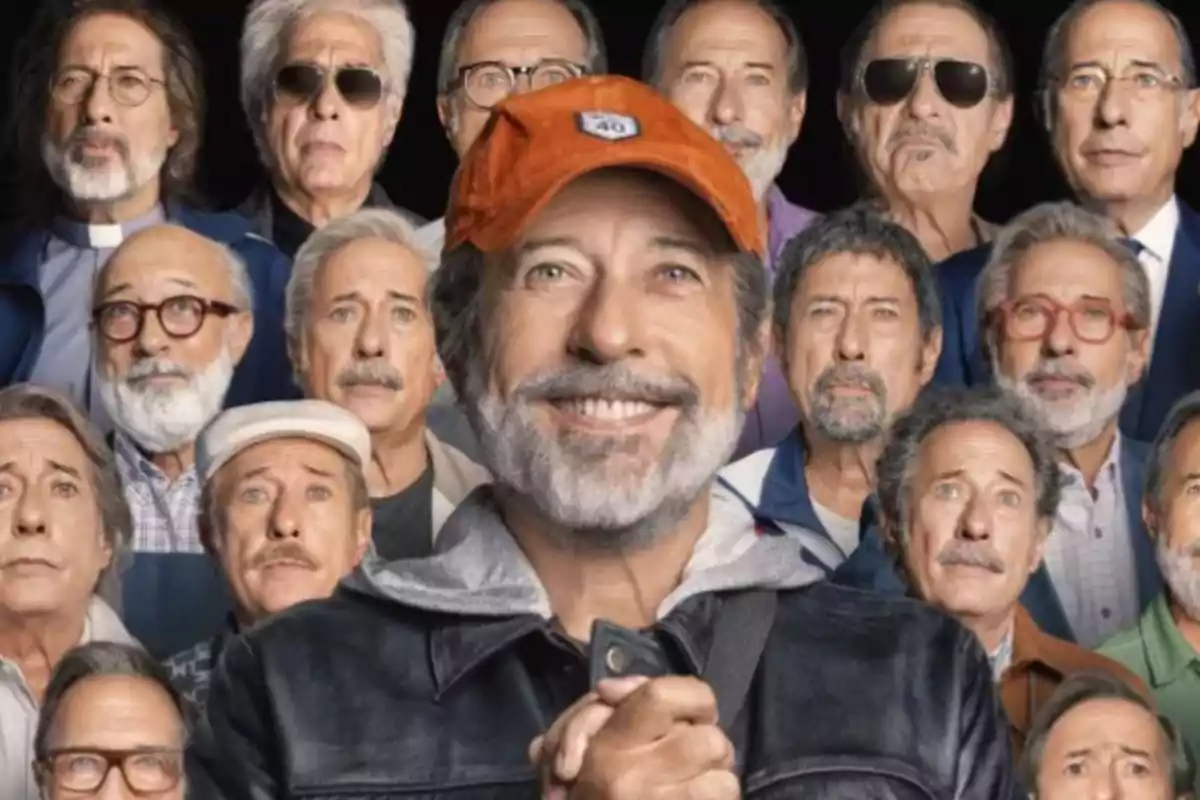 Un hombre sonriente con barba y gorra naranja aparece en primer plano rodeado de muchas versiones de sí mismo con diferentes atuendos y expresiones.