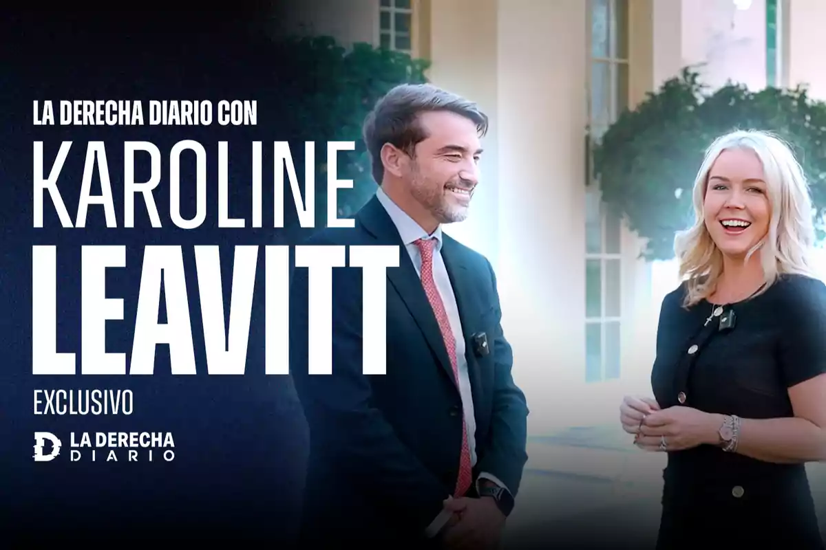 Two people smile while conversing in an outdoor setting next to text announcing an exclusive interview by La Derecha Diario with Karoline Leavitt.