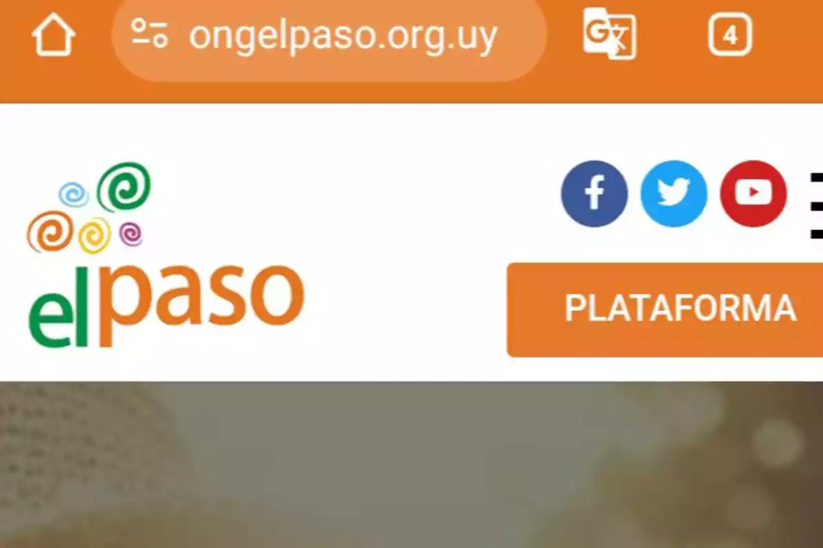 Screenshot of the El Paso website with the logo, social media links, and an orange button that says platform Screenshot of the El Paso website with the logo, social media links, and an orange button that says platform