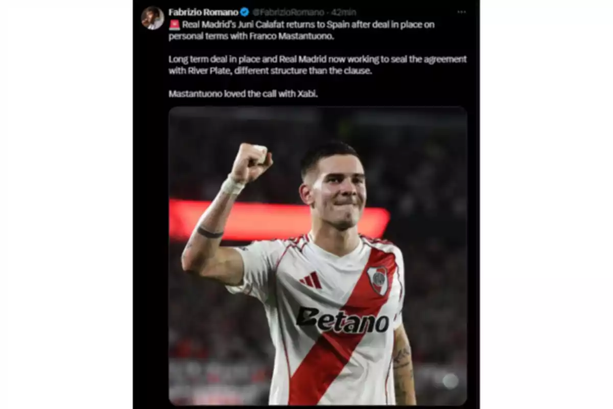 Publicación de Fabrizio Romano en la que se informa sobre un acuerdo entre el Real Madrid y Franco Mastantuono, acompañado de una foto del futbolista de River Plate celebrando con el puño en alto. Publicación de Fabrizio Romano en la que se informa sobre un acuerdo entre el Real Madrid y Franco Mastantuono, acompañado de una foto del futbolista de River Plate celebrando con el puño en alto.