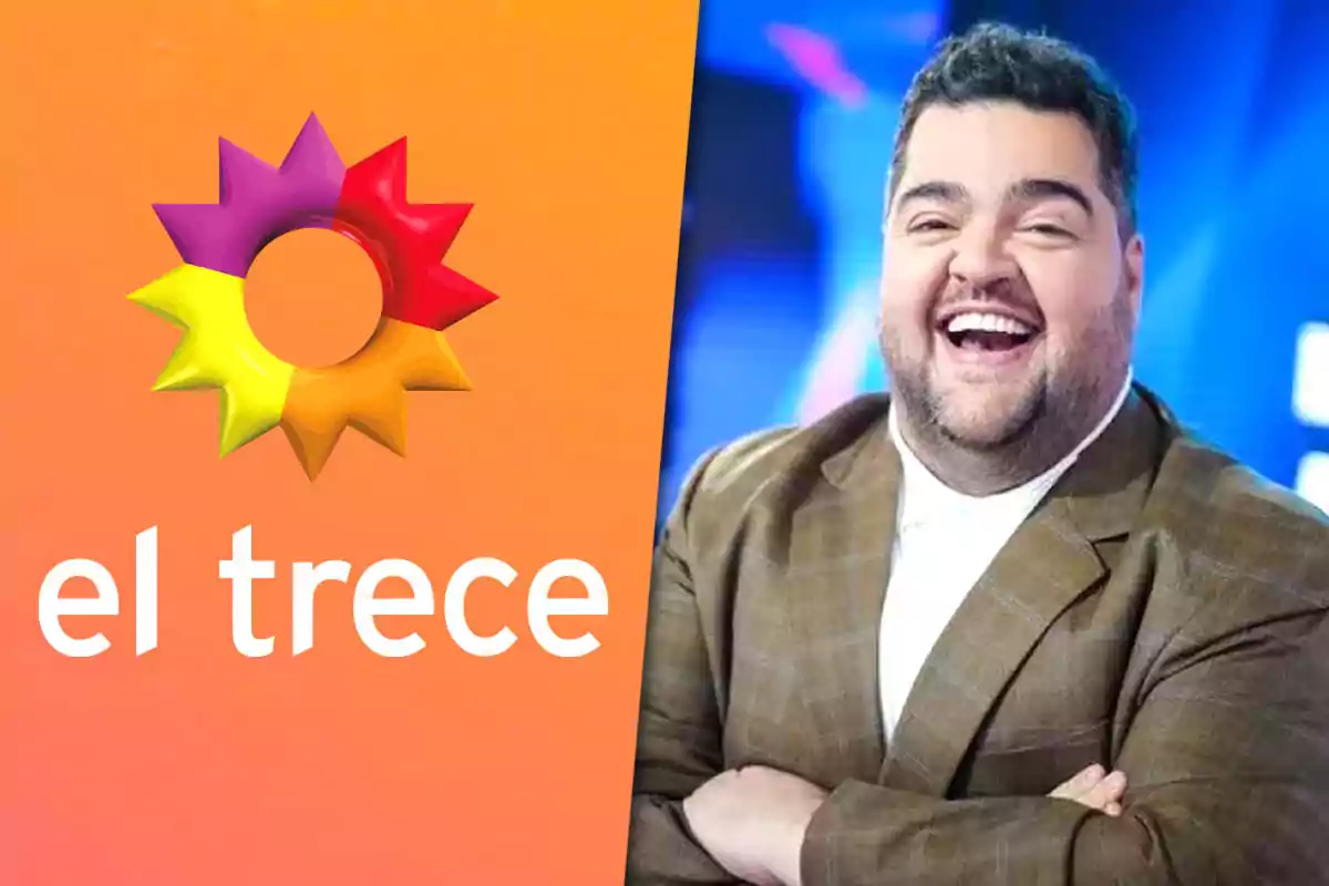 Logotipo de "El Trece" a la izquierda y Dario Barassi sonriendo a la derecha sobre un fondo azul.