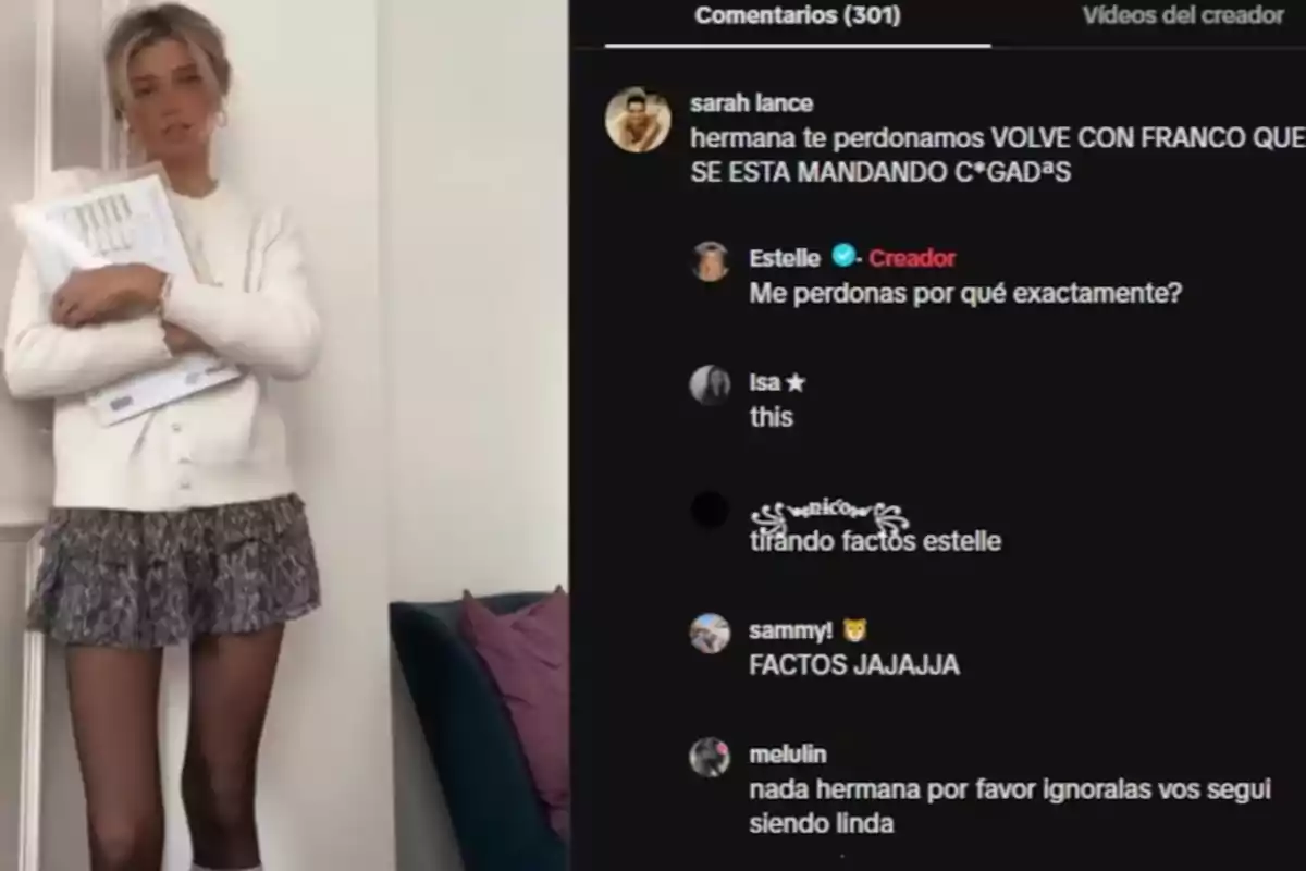 Una persona de pie junto a una pared blanca sosteniendo documentos, con una sección de comentarios de redes sociales a la derecha.