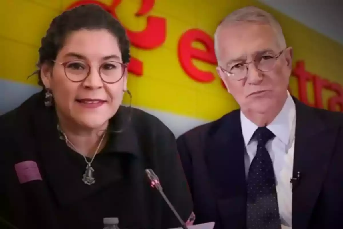 Two people with glasses in front of a yellow background with red letters.