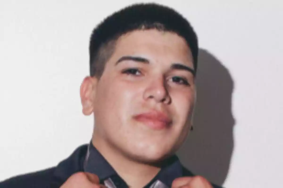 Foto del restro de un hombre joven