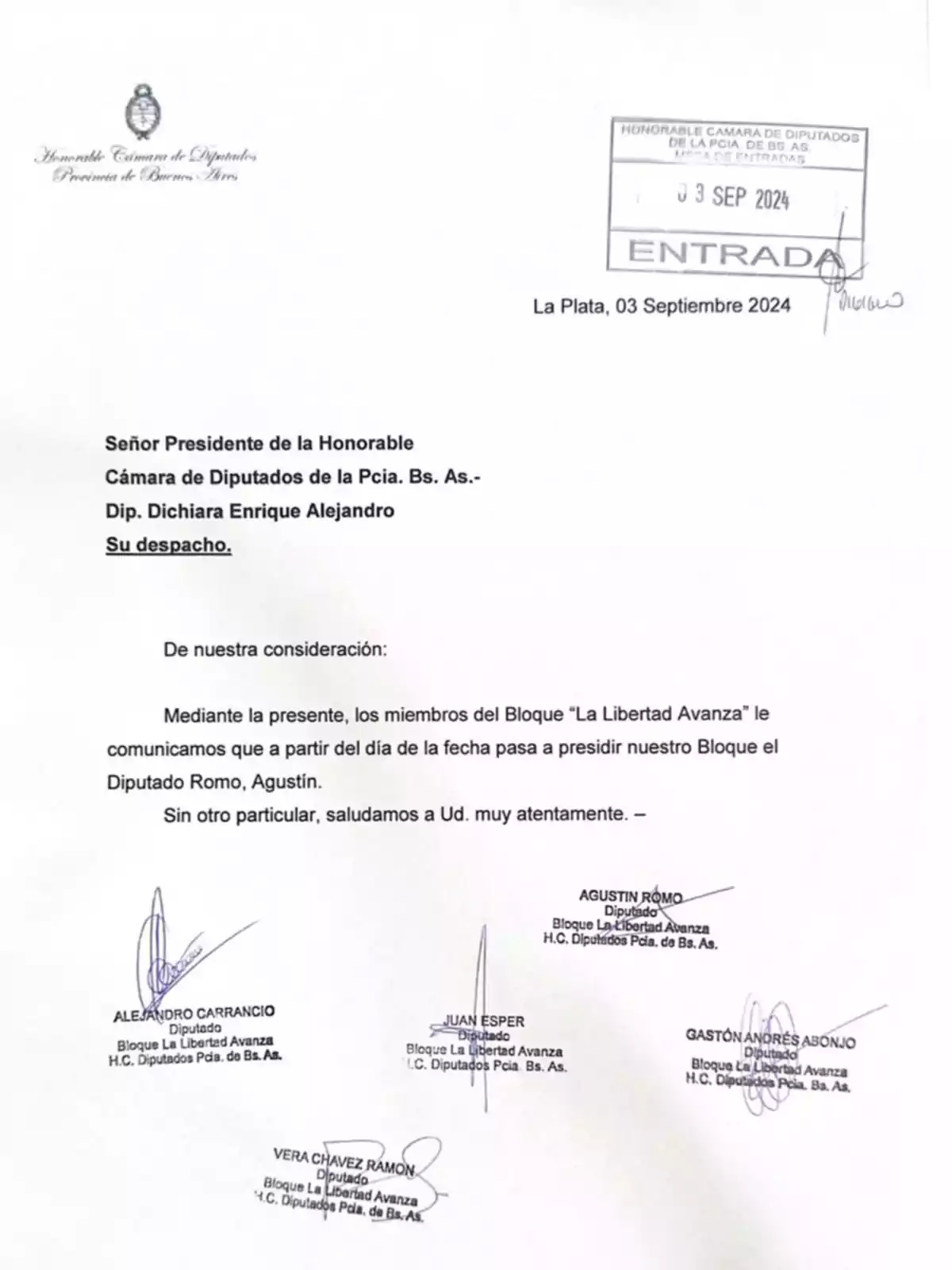 La imagen muestra una carta dirigida al Presidente de la Honorable Cámara de Diputados de la Provincia de Buenos Aires, Dip. Dichiara Enrique Alejandro, fechada el 3 de septiembre de 2024 en La Plata. En la carta, los miembros del Bloque 