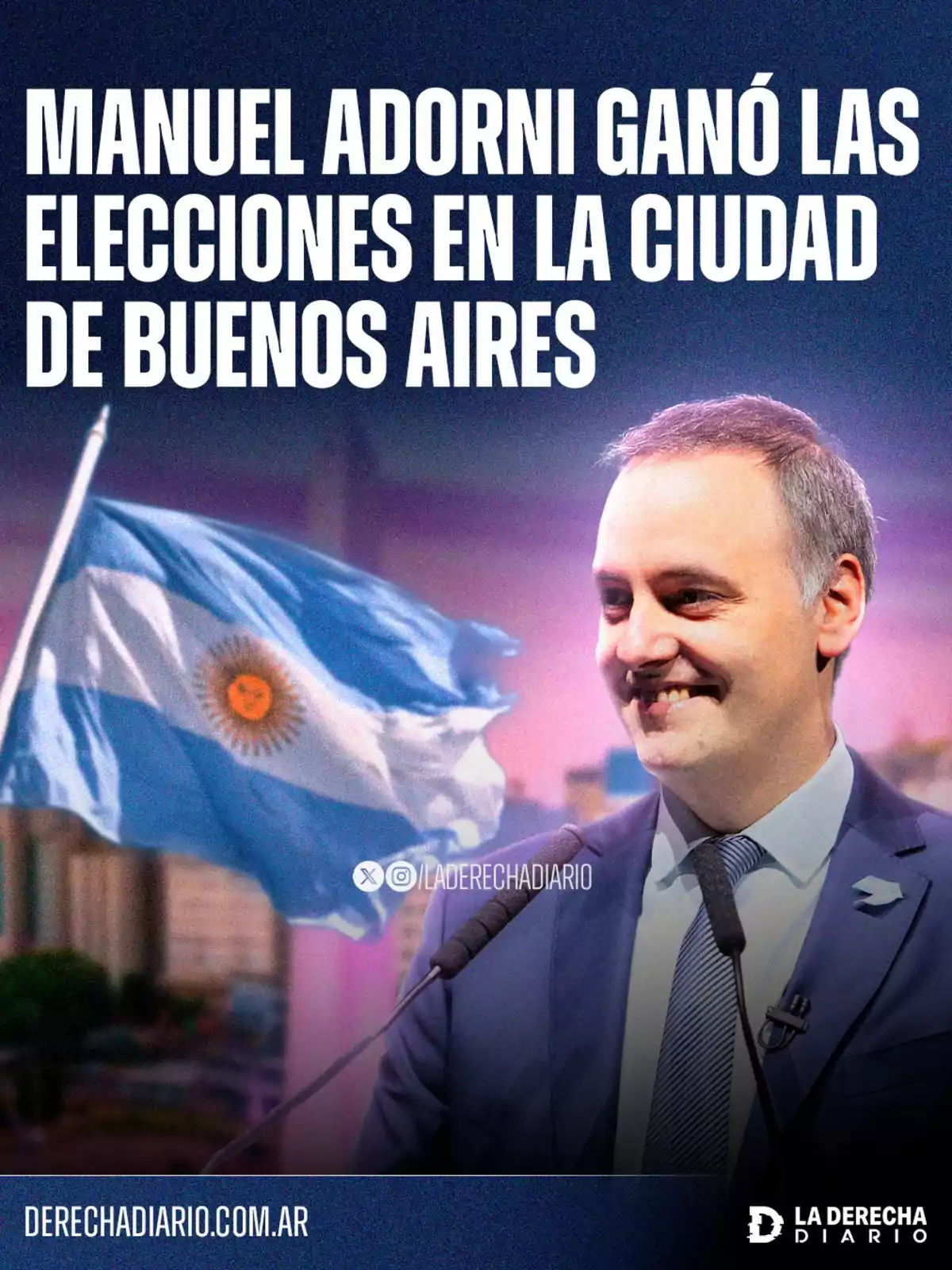 Un hombre sonriente con traje y corbata está frente a un micrófono con una bandera argentina de fondo y un texto que dice que ganó las elecciones en la ciudad de Buenos Aires. Un hombre sonriente con traje y corbata está frente a un micrófono con una bandera argentina de fondo y un texto que dice que ganó las elecciones en la ciudad de Buenos Aires.