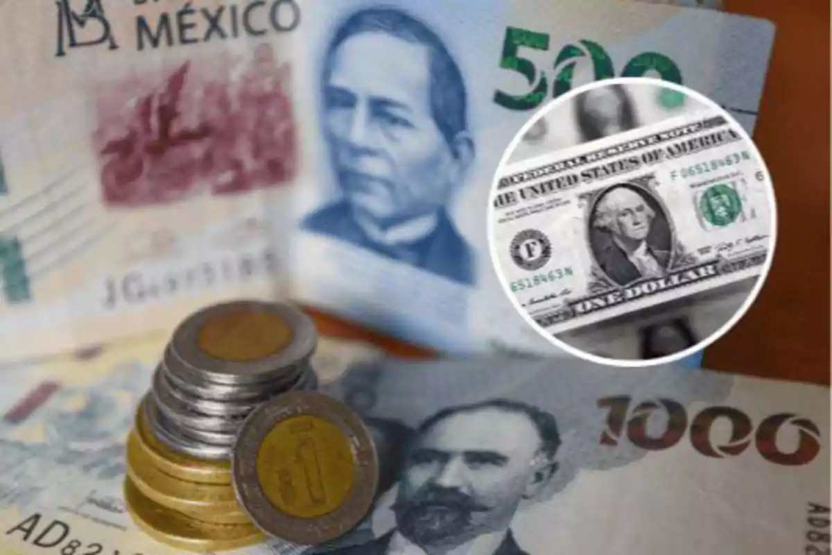 Billetes y monedas de México junto a un billete de un dólar estadounidense.