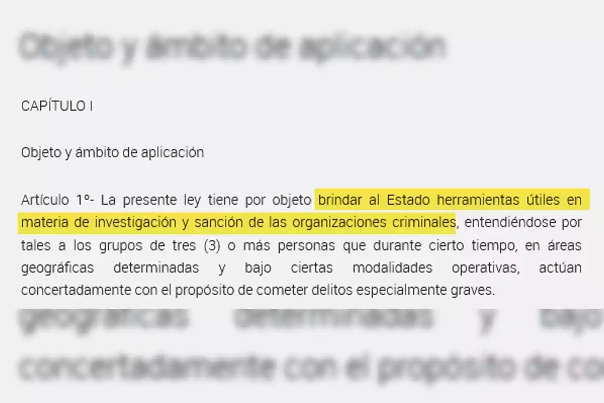 Texto de un documento legal que menciona el objetivo de una ley para proporcionar al Estado herramientas útiles en la investigación y sanción de organizaciones criminales.