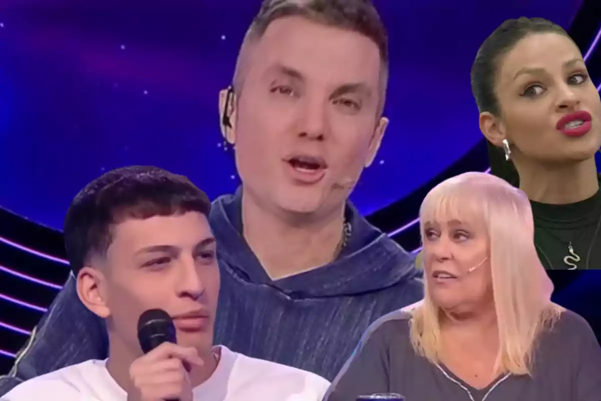 Un grupo de personas en un programa de televisión con un fondo azul y luces.