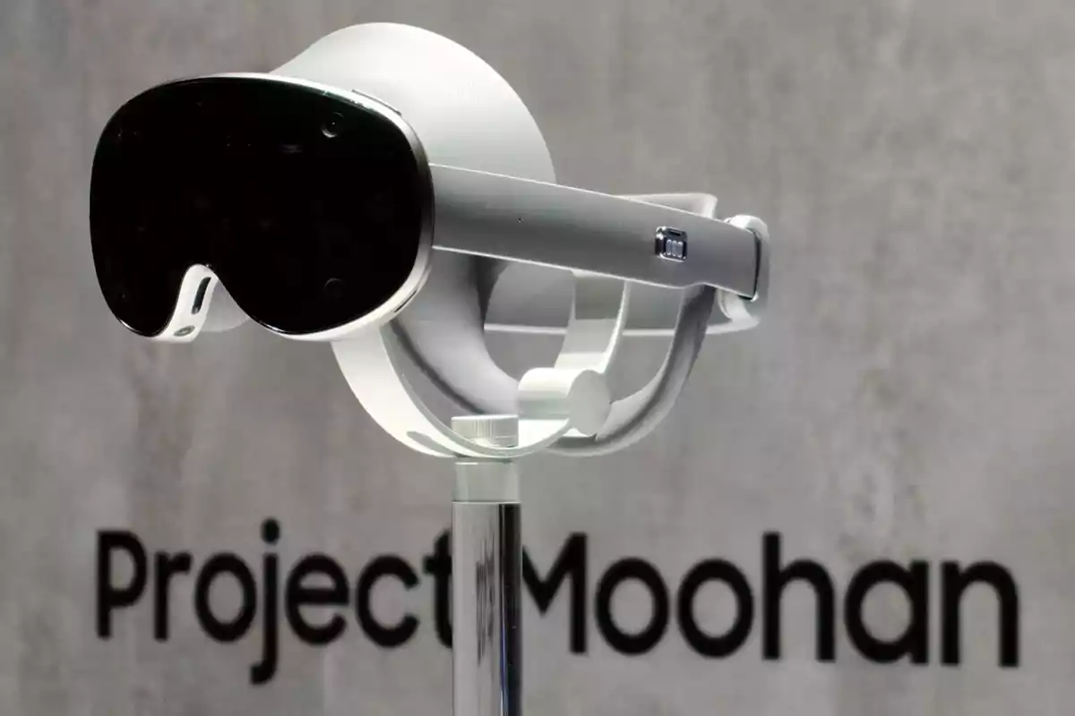 Black and white virtual reality glasses mounted on a stand with the text Black and white virtual reality glasses mounted on a stand with the text