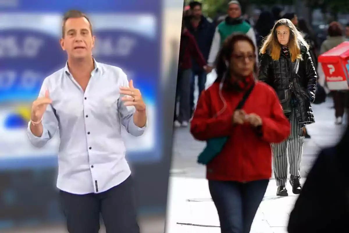 Un hombre con camisa clara gesticula frente a un fondo borroso mientras a su lado se ve una calle concurrida con personas caminando, destacando una mujer con abrigo negro y pantalones a rayas.