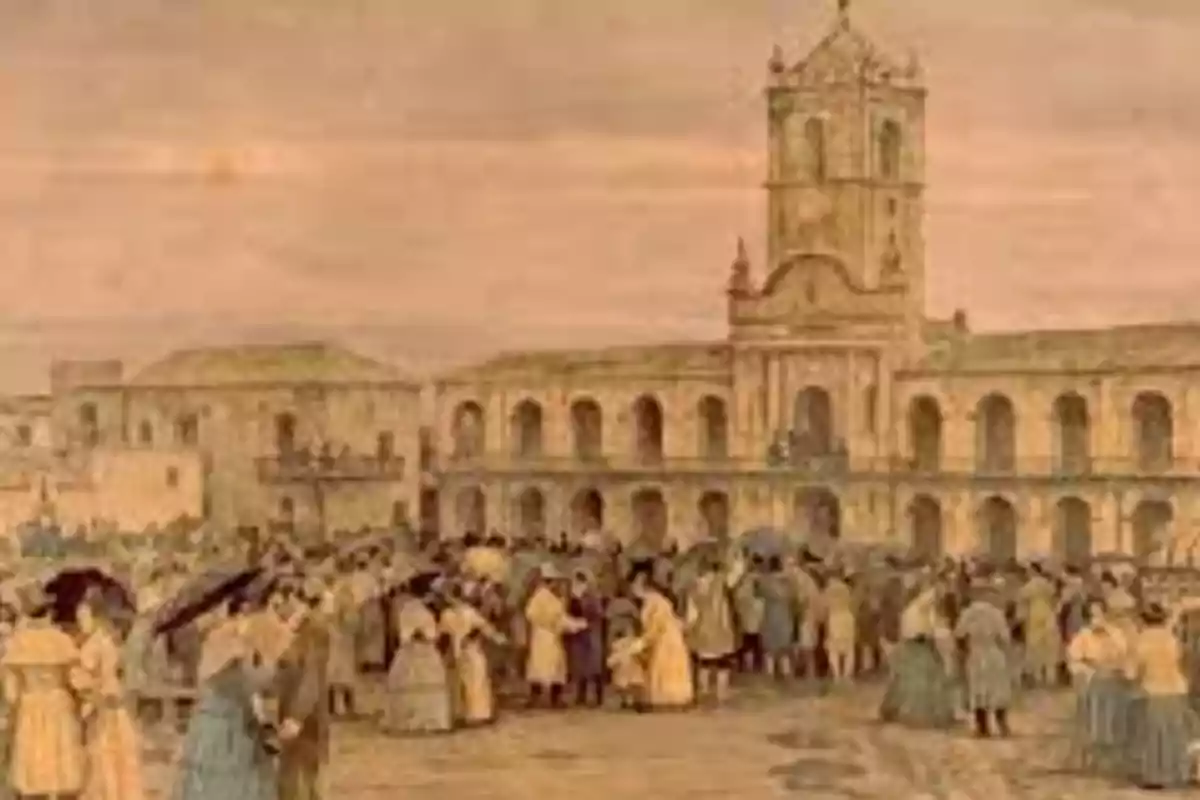 Una pintura histórica muestra una multitud de personas reunidas frente a un edificio colonial con arcos y una torre en un ambiente antiguo. Una pintura histórica muestra una multitud de personas reunidas frente a un edificio colonial con arcos y una torre en un ambiente antiguo.