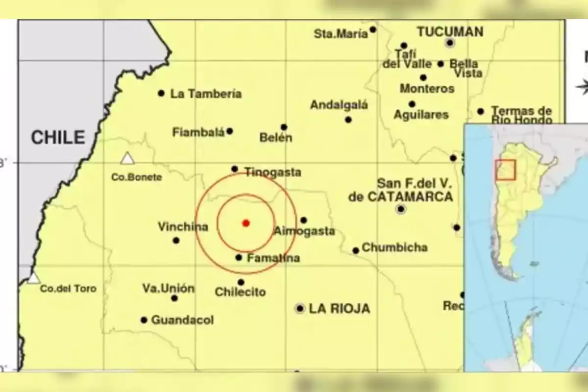 Map showing the location of an earthquake epicenter in the northwestern region of Argentina, near the provinces of La Rioja and Catamarca, with an inset indicating the position in the country. Map showing the location of an earthquake epicenter in the northwestern region of Argentina, near the provinces of La Rioja and Catamarca, with an inset indicating the position in the country.