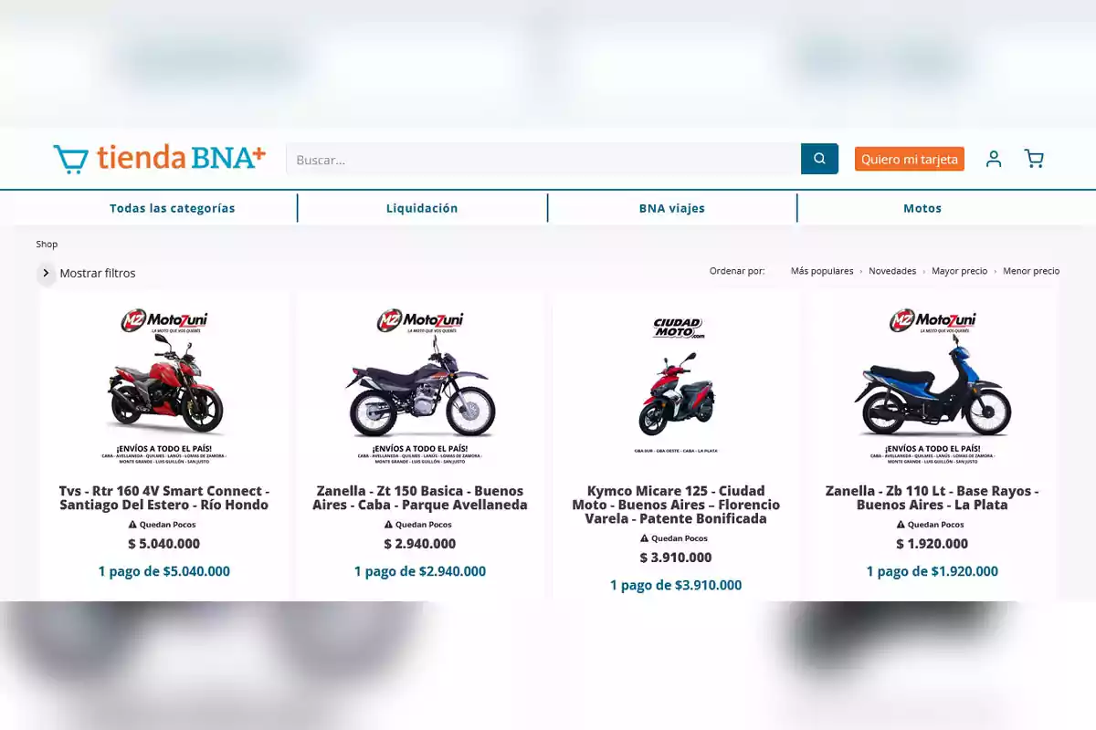 Página web de tienda en línea de BNA+ mostrando cuatro motocicletas diferentes con sus precios y opciones de pago destacadas Página web de tienda en línea de BNA+ mostrando cuatro motocicletas diferentes con sus precios y opciones de pago destacadas