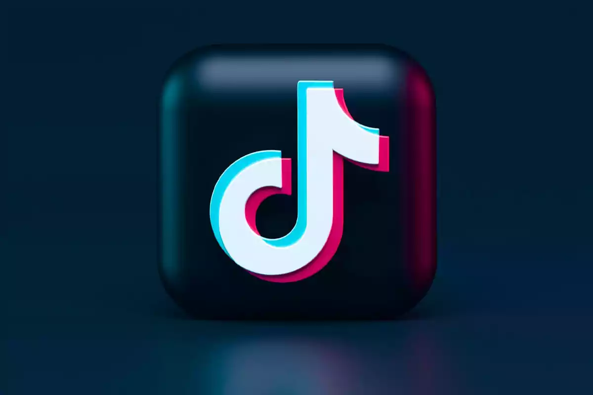 3D icon of the TikTok app on a dark background. 3D icon of the TikTok app on a dark background.