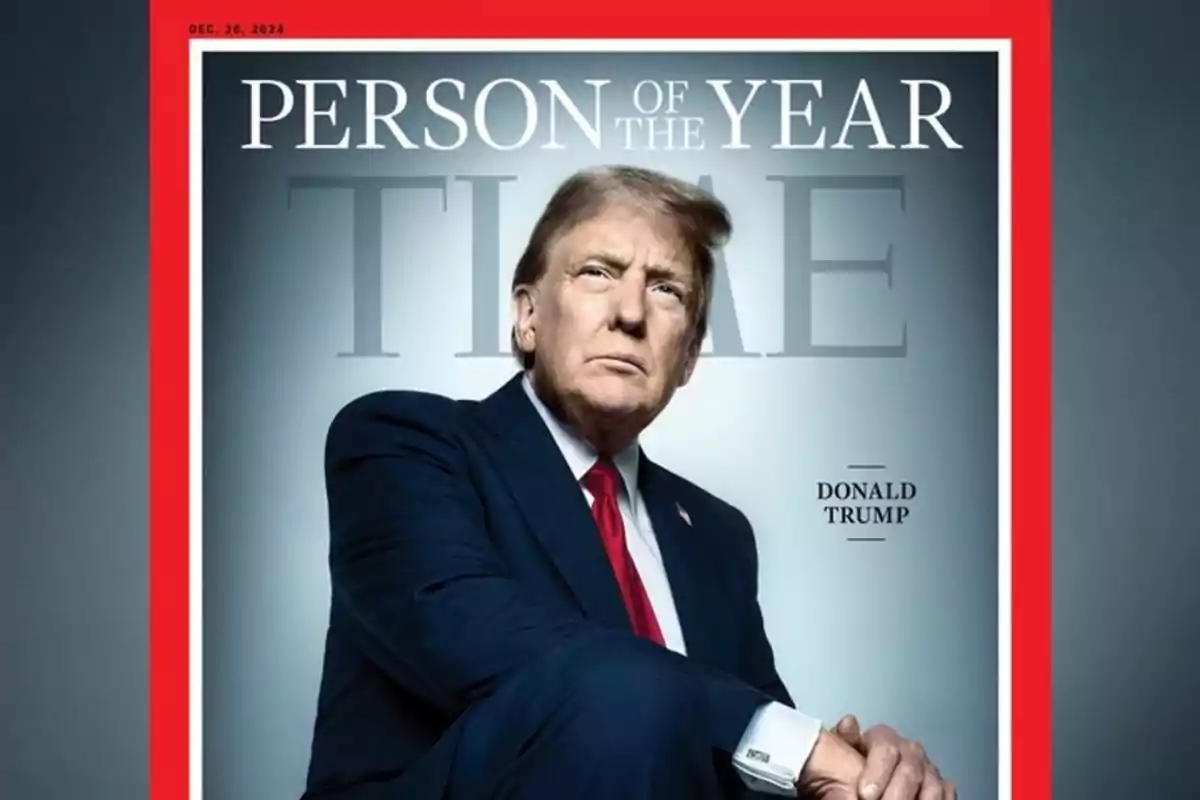 Portada de revista con un hombre en traje oscuro y corbata roja, con el texto "Person of the Year" y un marco rojo alrededor.