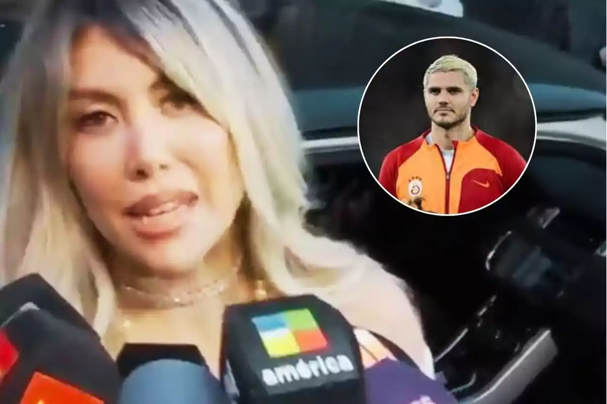 Una mujer rubia habla frente a varios micrófonos mientras en un recuadro aparece un hombre con uniforme deportivo.