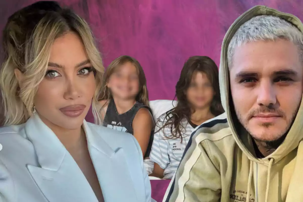Una mujer rubia con saco blanco y un hombre de cabello corto y rubio con buzo beige posan frente a un fondo rosa, con dos niñas desenfocadas en el centro.