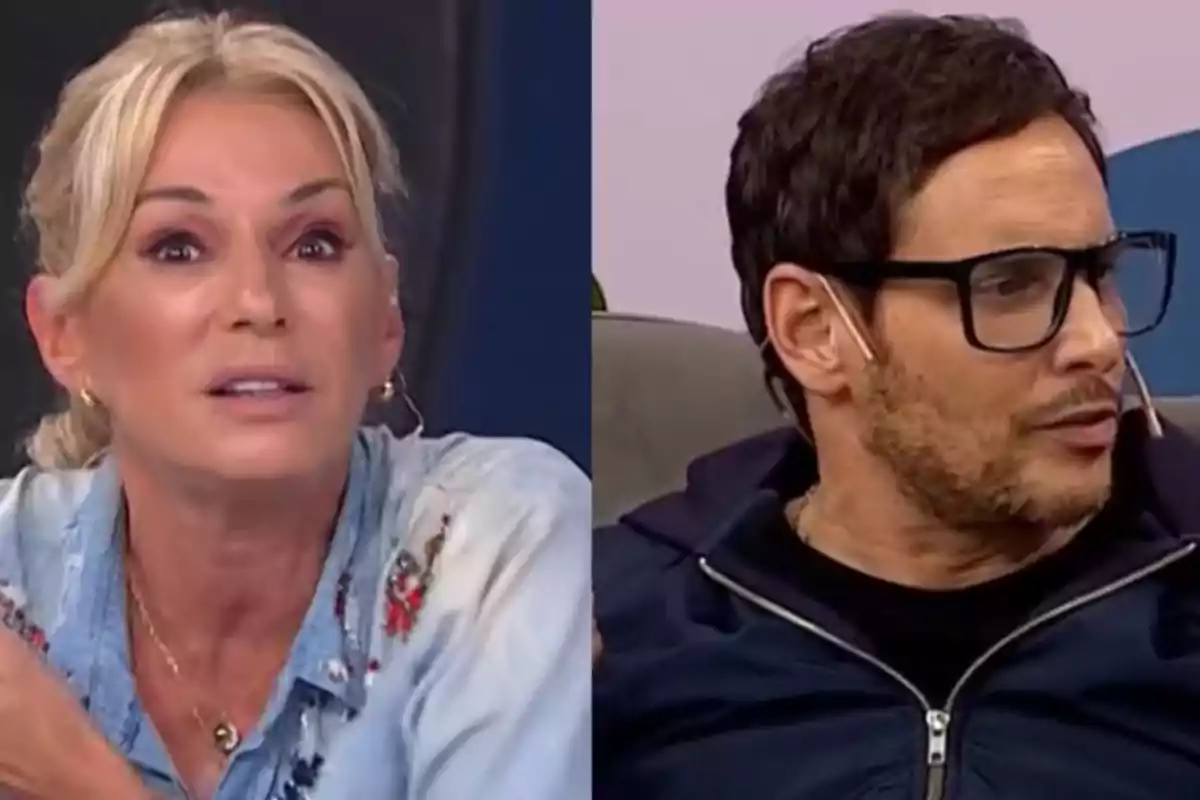 Dos personas en un programa de televisión, una mujer con cabello rubio y un hombre con gafas, ambos con micrófonos.