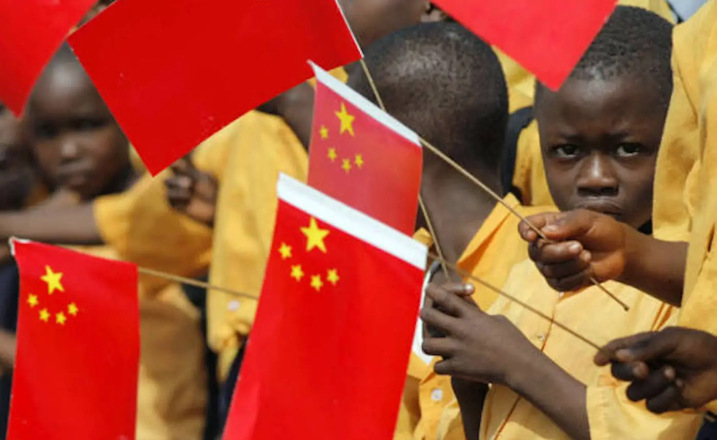 En medio de la crisis, China empieza a soltarle la mano a sus vasallos  económicos en África - La Derecha Diario
